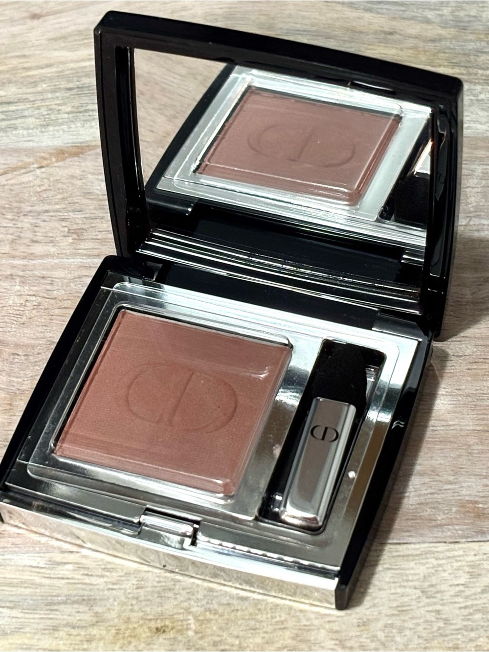 Dior Mono single eyeshadow Rosewood Matte 763